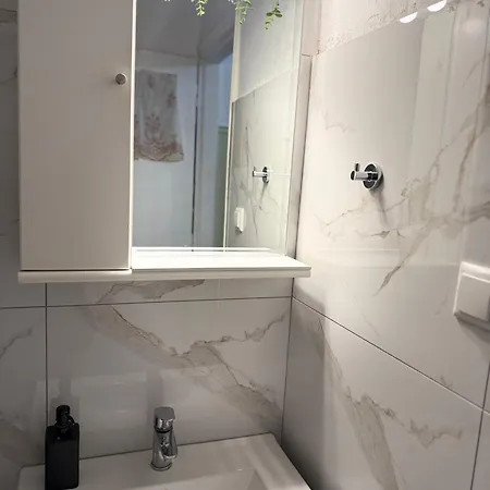 Apartment Sweet Dreams 2 Larissa