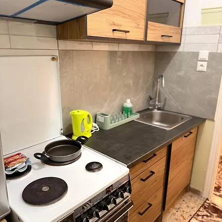 Apartment Sweet Dreams 2 *