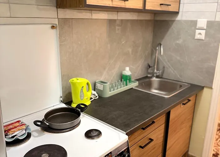 Apartment Sweet Dreams 2 *